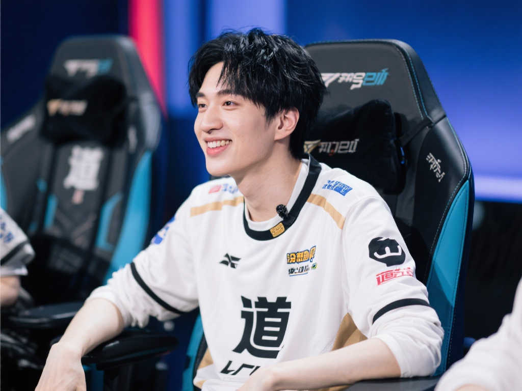 洲篮球的蓬 洲篮球的蓬